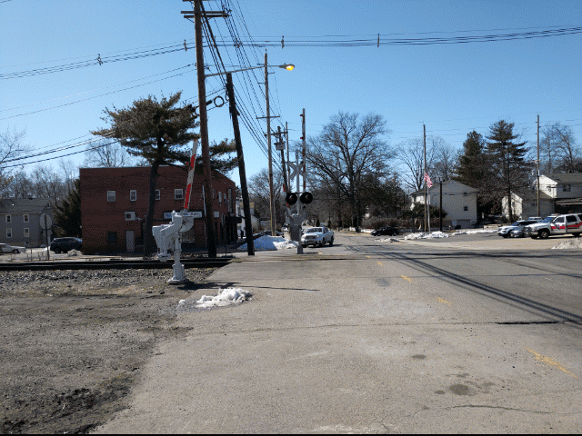 CSX Grade crossing in Bergenfield, NJ