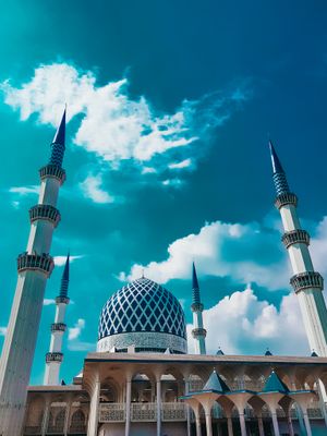 Sultan Salahuddin Abdul Aziz Mosque  , Shah Alam , Malaysia