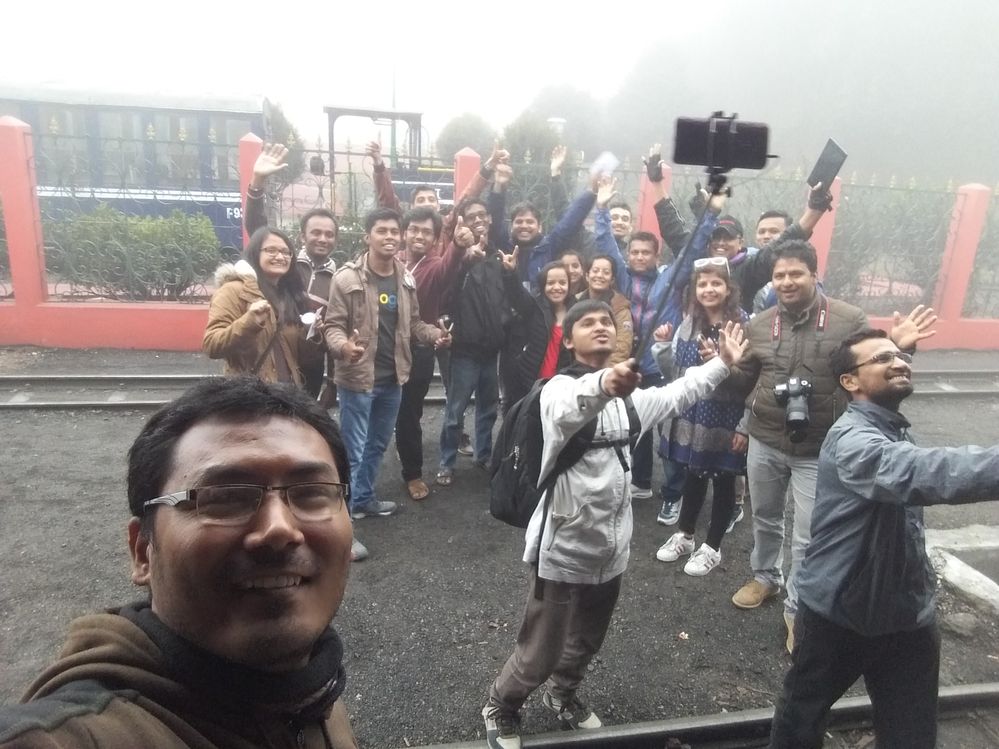 Wefie with Nepal & Bangladesh Local Guides @ Gum Station Darjeeling