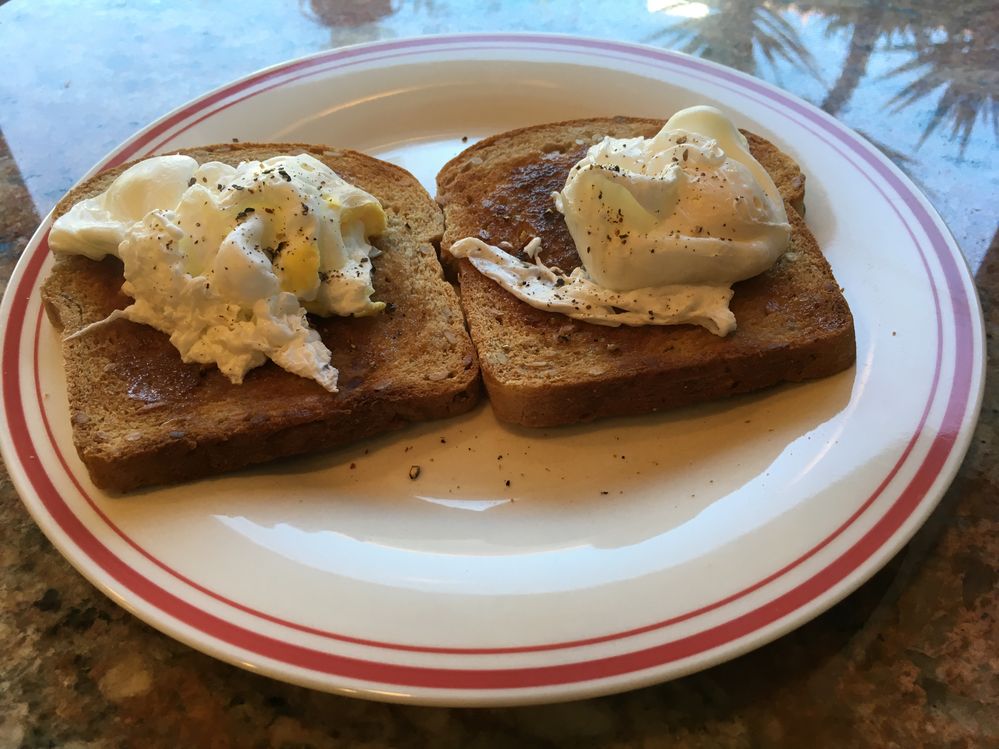I make great poached eggs...just the way I like them.