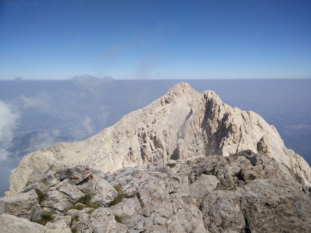 From the summit of Corno Grande, West peak, Gran Sasso 2912 mslm