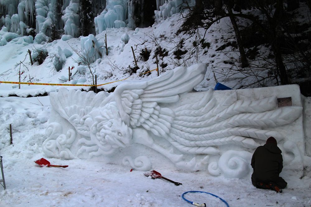 A snow statue of fantasic bird