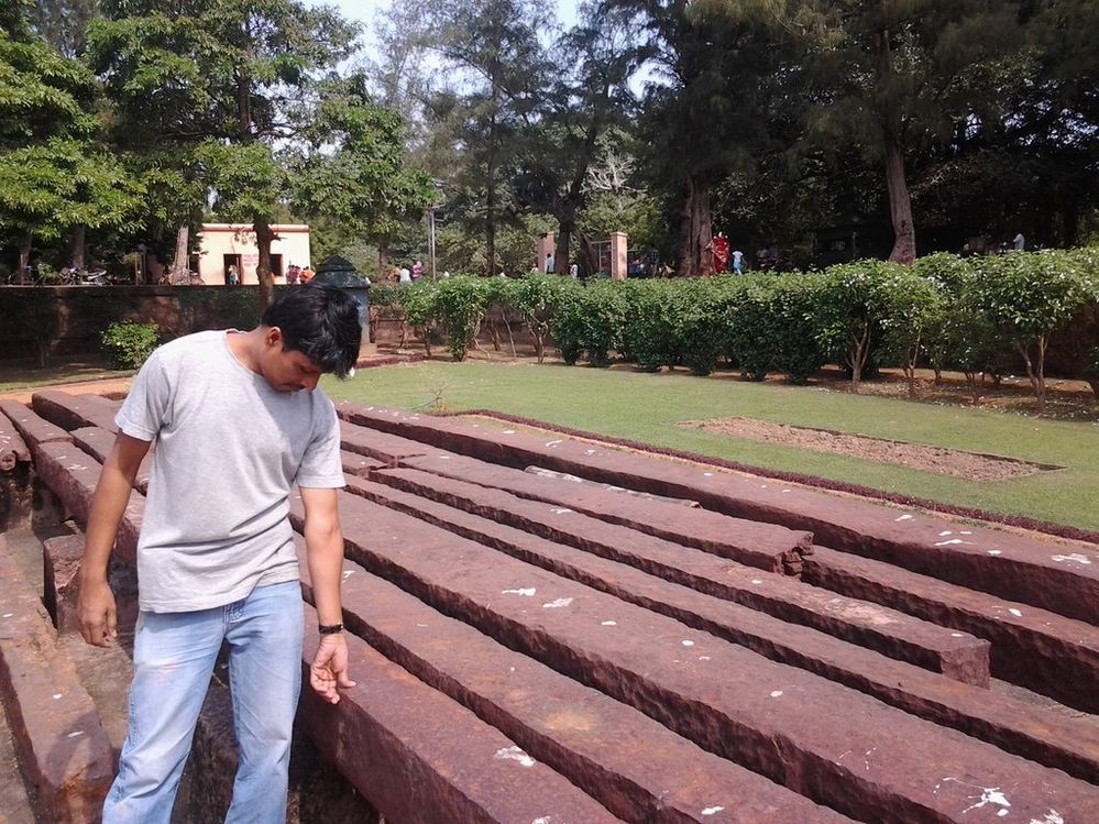 Wondering the IRON SLABS  made in  Ancient India , More than 4-5 tons -