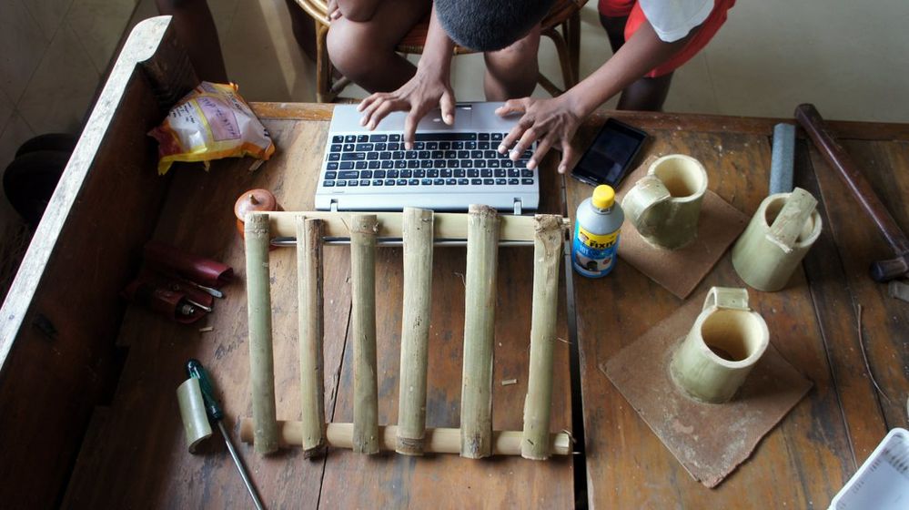Bamboo crafts work with Kids in Summers .