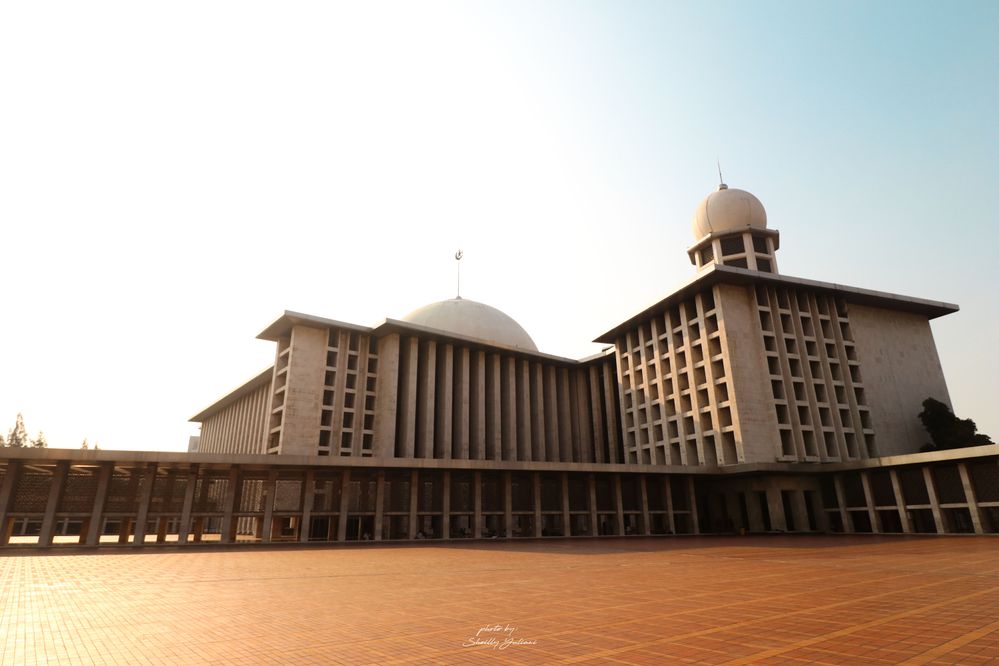 Istiqlal Mosque, the biggest Mosque in Indonesia.