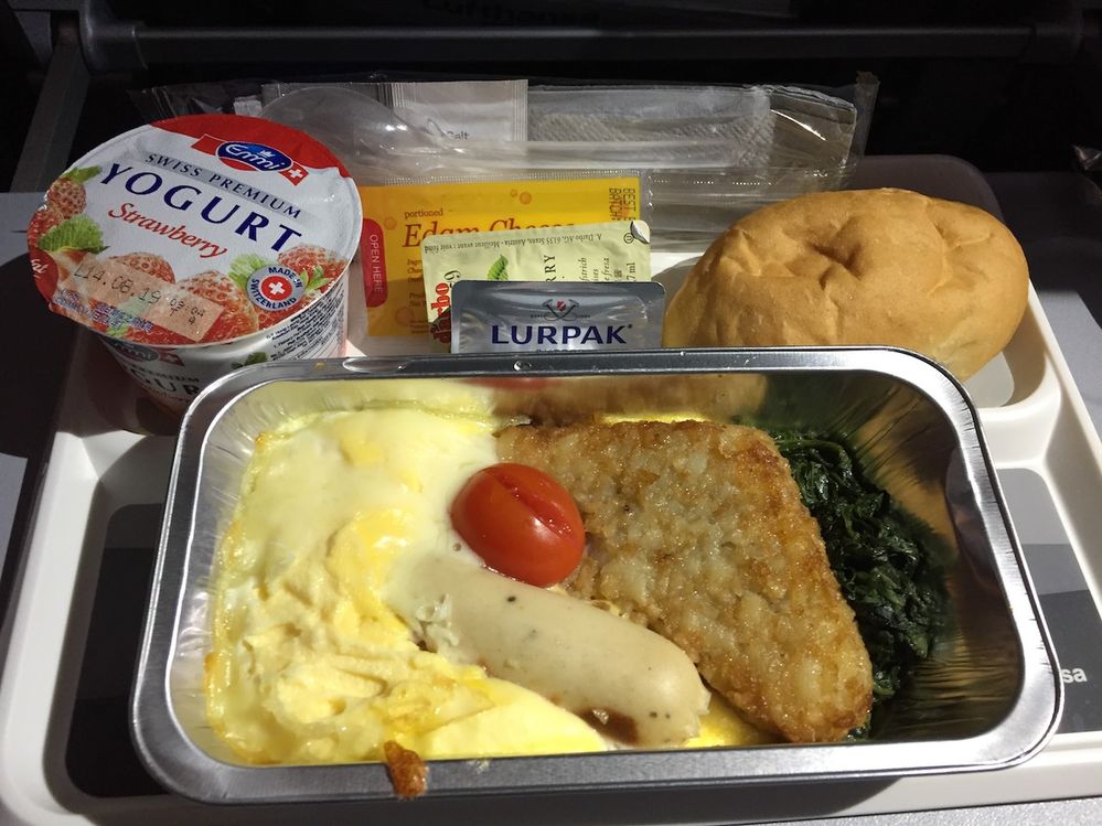 Local - Lufthansa - Economy Class Breakfast - Local Guides Connect