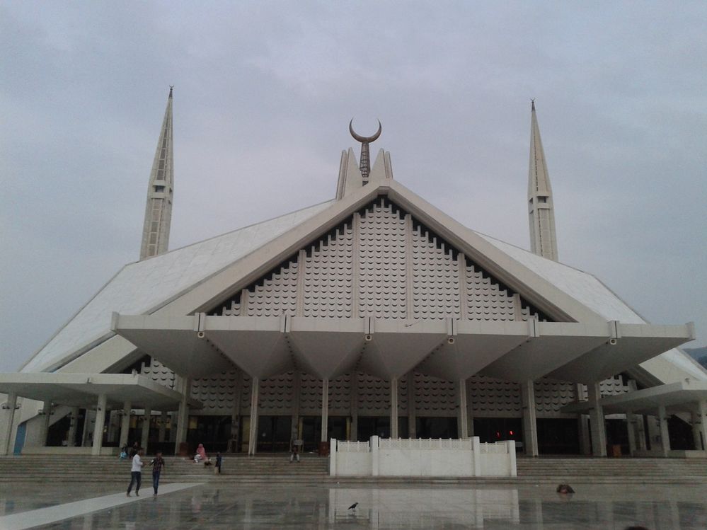 Faisal Mosque Islamabad Pakistan (Arslan Bhatti Rajpoot)
