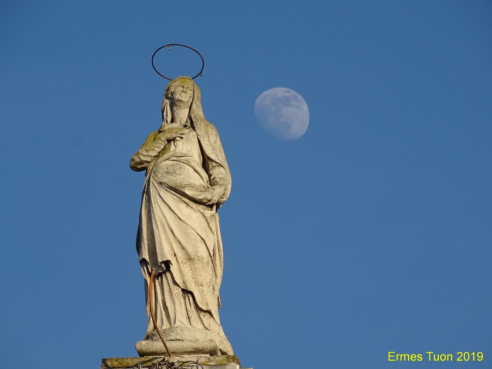 Caption: Madonna and the moon - Photo Credit: Local Guide @ermest