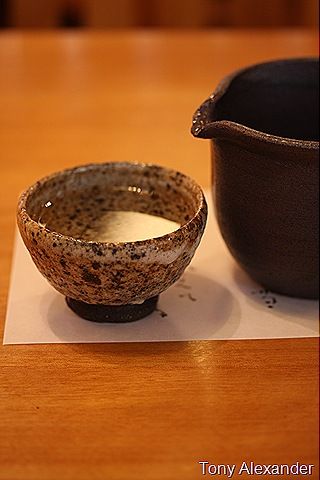 Sake and guinomi