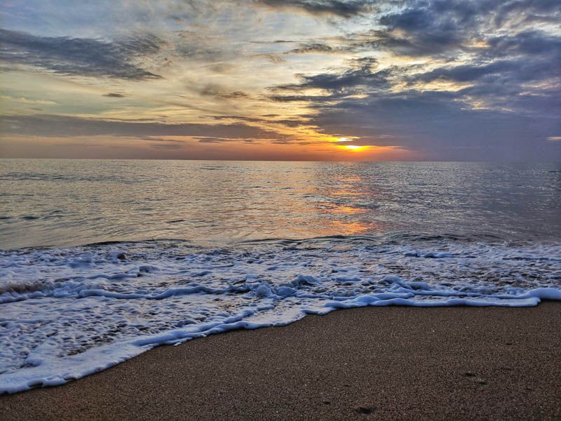 Kallady Beach Sri Lanka, Sunrise view