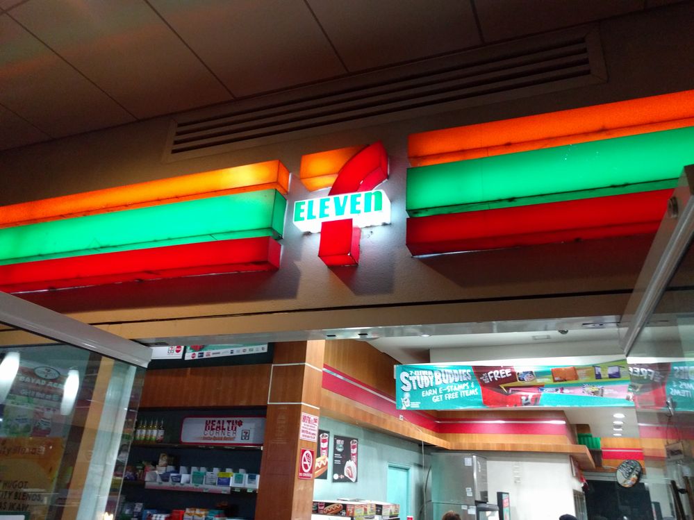 A cool 7-Eleven sign from Manilla