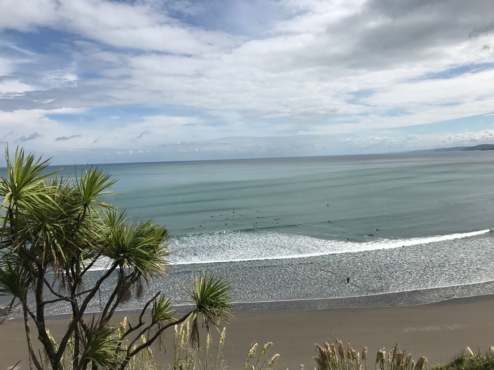 Ngarunui  Beach, Raglan, NZ