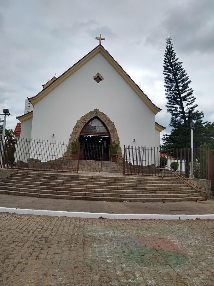 Iglesia de Santa Cecilia, Volta Redonda, Rio de Janeiro, Brasil. (By Local Guide Alexandre Campbell)