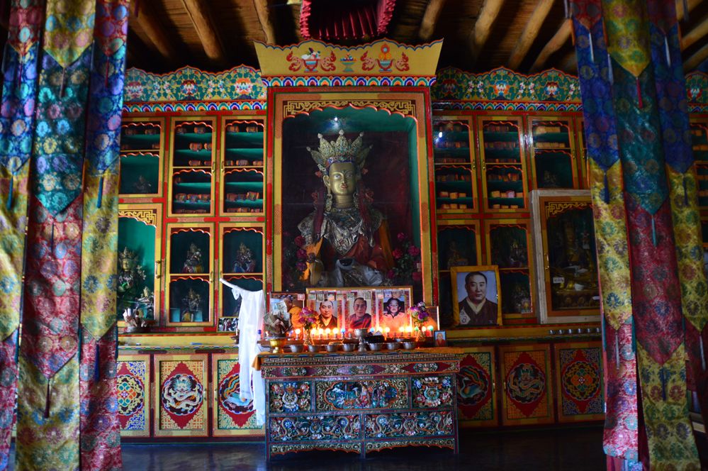 inside Diskit monastery