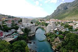 250px-Mostar_Old_Town_Panorama.jpg