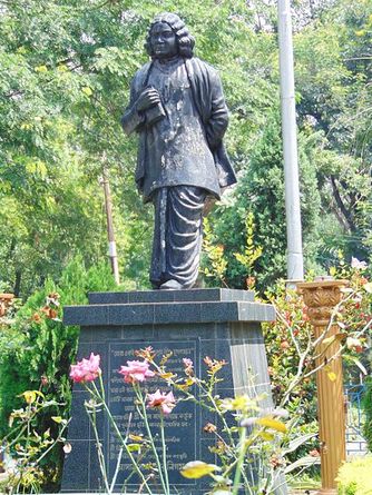 His statue in Asansol, West Bengal, India. (Image source from web)
