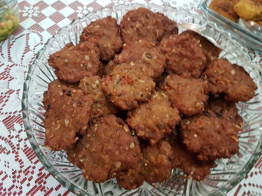 Peyaju, a must-have item for iftar