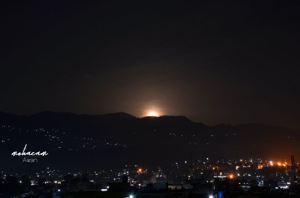 Moonrise, Abbottabad