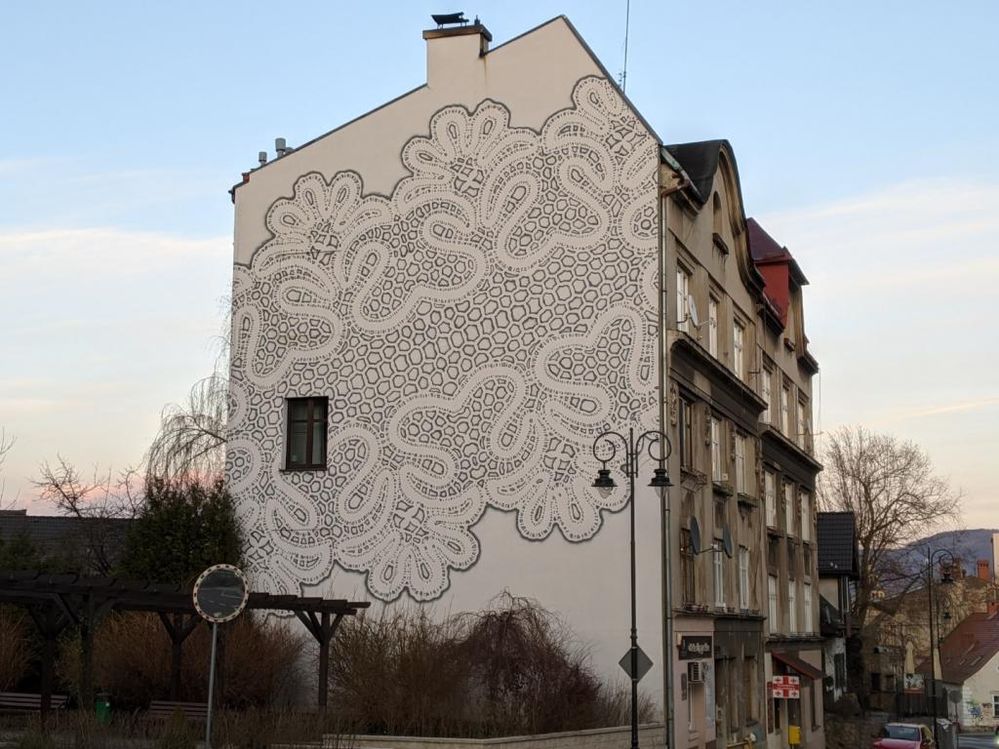The folk lace pattern mural.