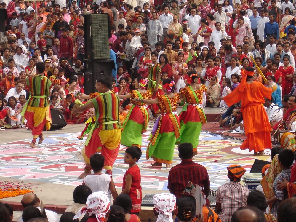 Colorful celebration of Pahela Baishakh in Dhaka.(Web Source)