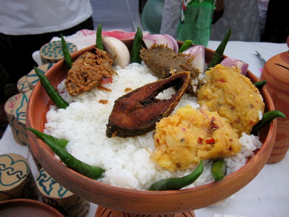 Pohela Boisakh festive meal. (Web Source)